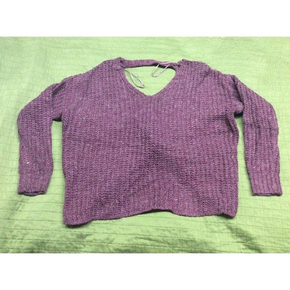 Charlotte Russe Open Back Sweater - Picture 1 of 3